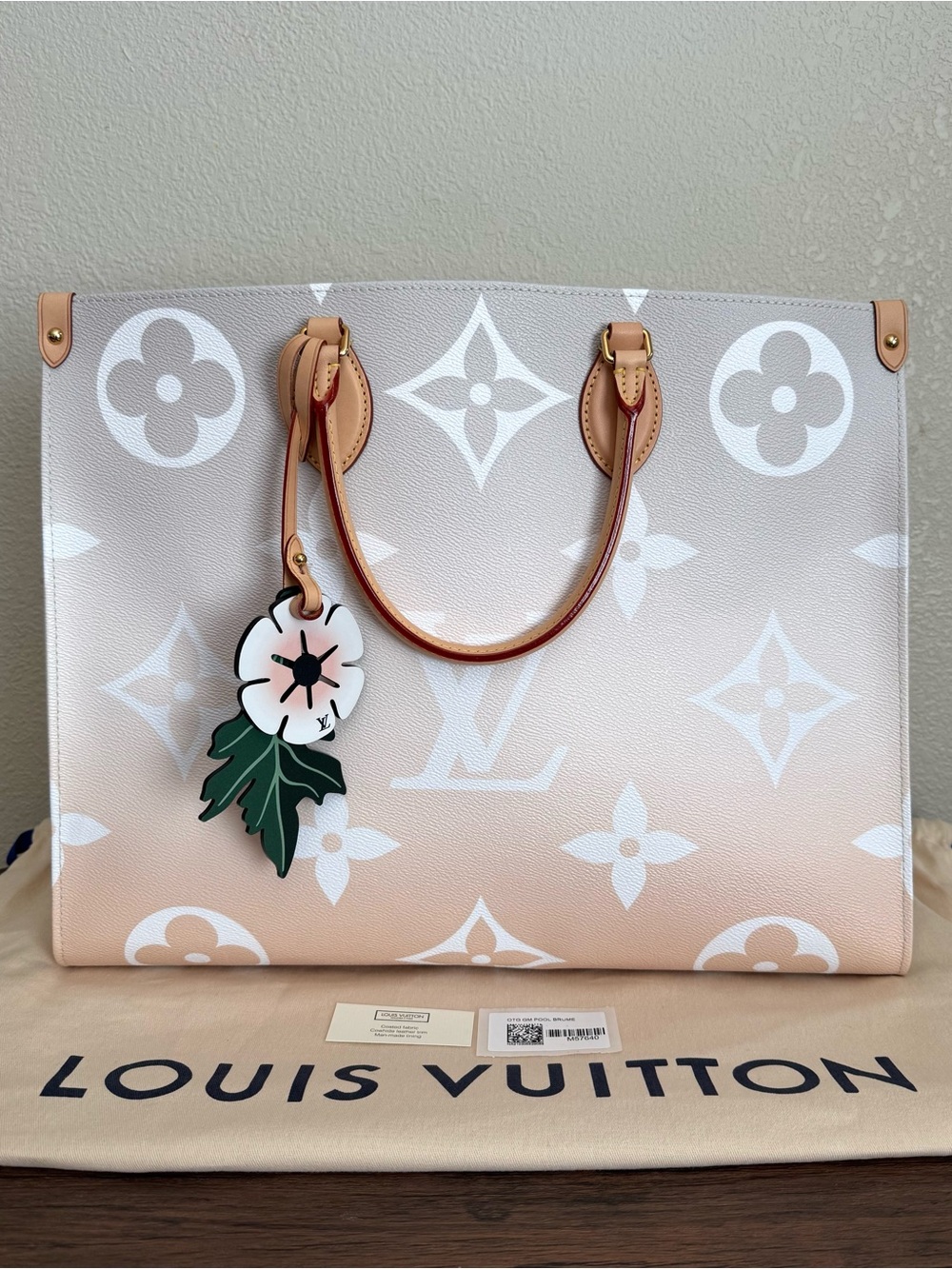 LOUIS VUITTON Limited Edition By the Pool On The Go GM in Gradient Pastel Brume